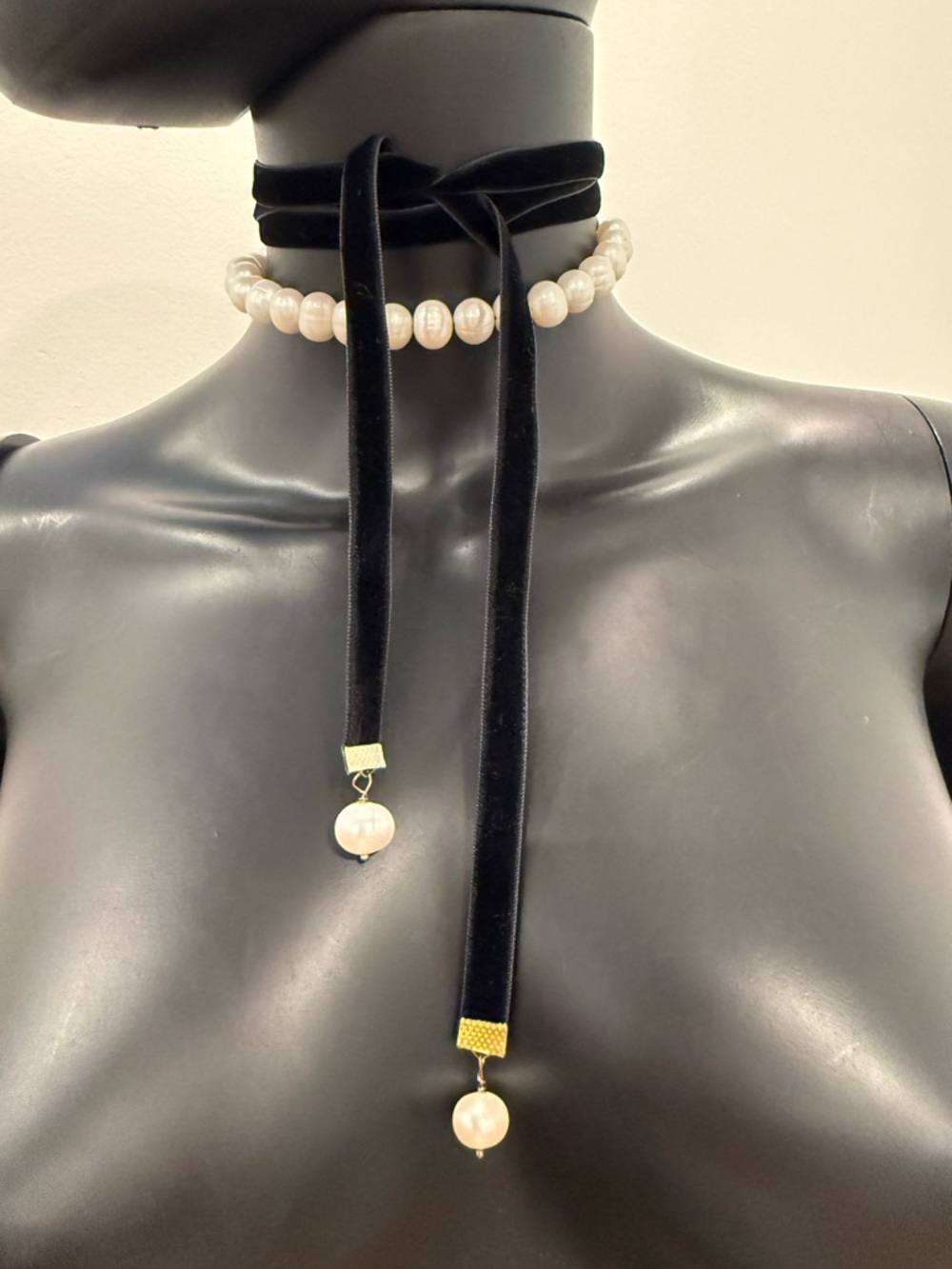 Magda Butrym Pearl Ribbon Choker Necklace Black Velvet Tie Statement NIB